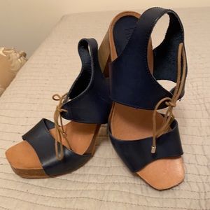 Navy Blue platform sandals.  Size 9